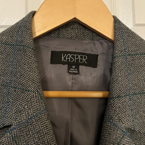 Perfect Work Blazer - Picture 3 of 7